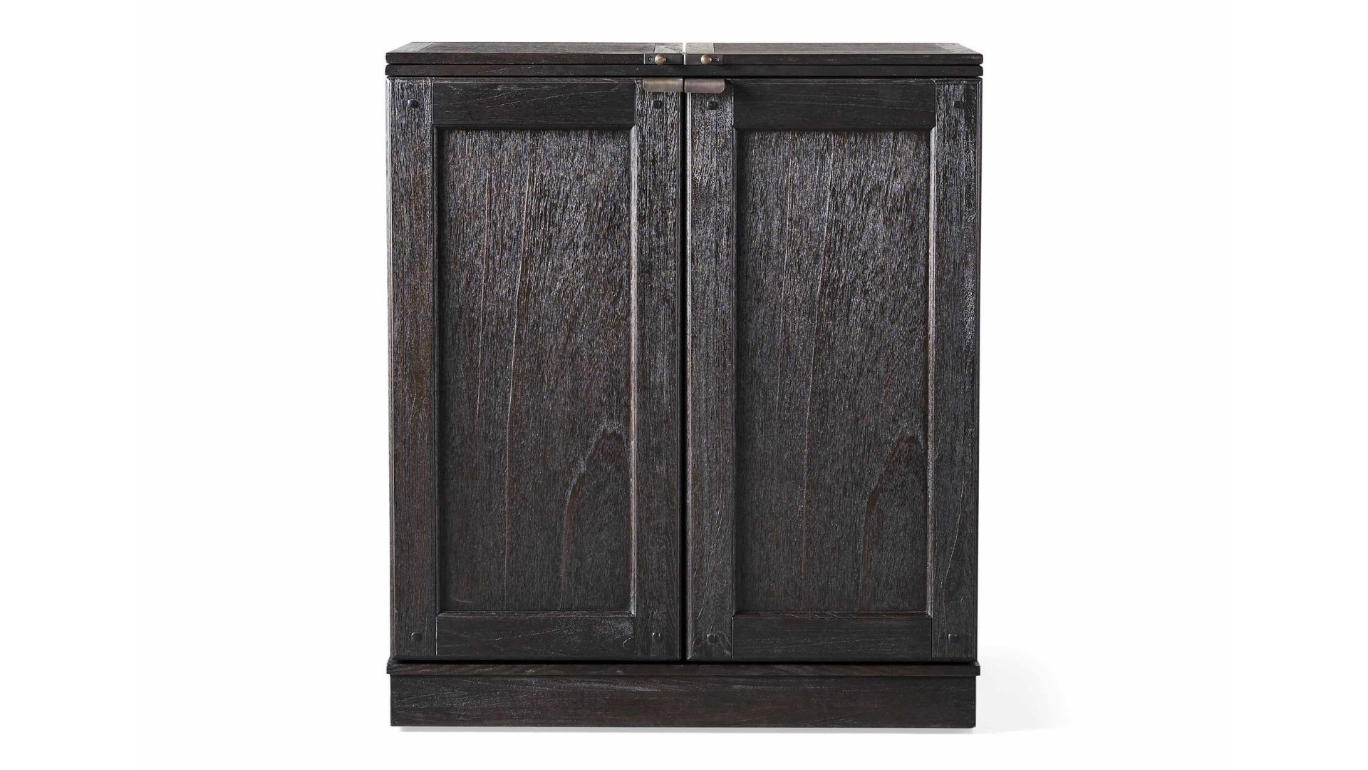 Arched Manor Sutter Bar Cabinet 1
