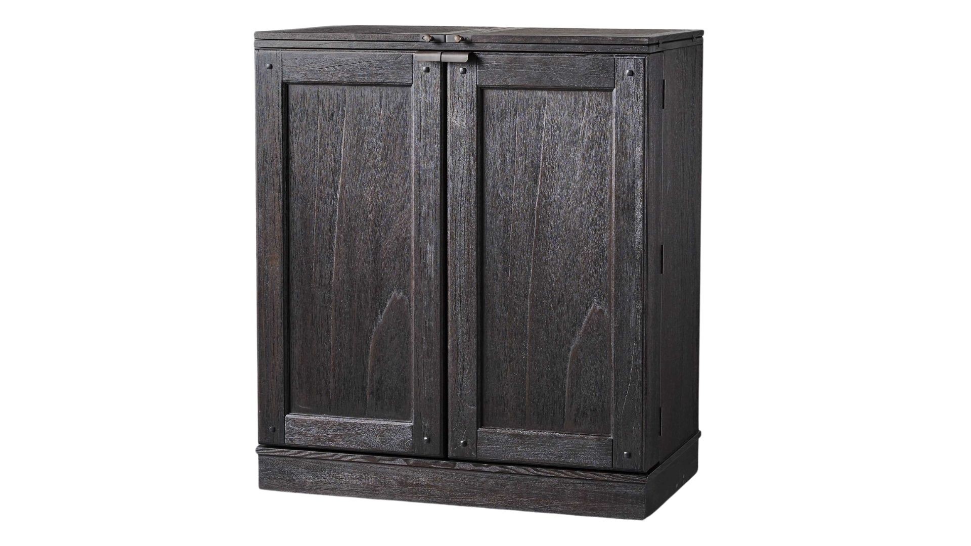 Arched Manor Sutter Bar Cabinet 2