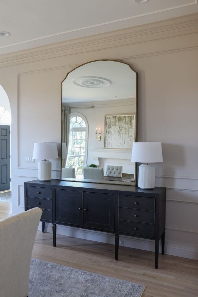 Benjamin Moore Collingwood - Arched Manor