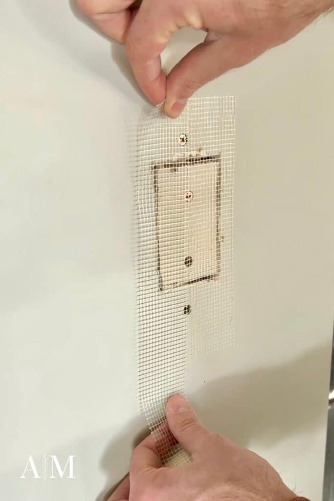 mesh tape to fix drywall holes
