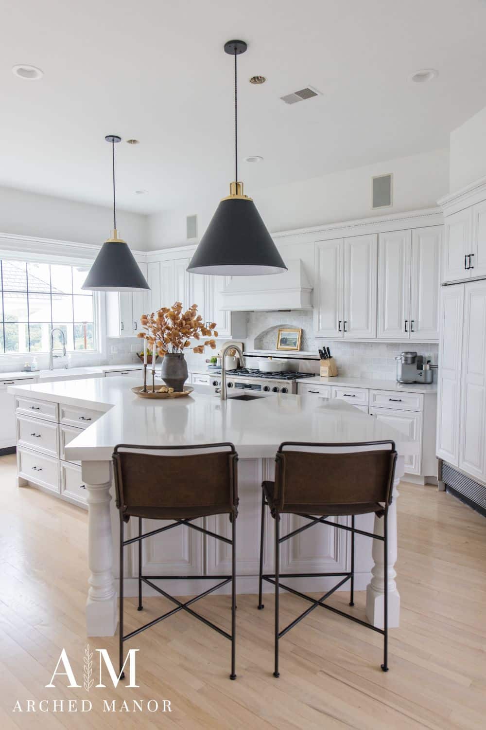 How Many Stools Should Be At Your Kitchen Island Arched Manor   Appt With Mike 