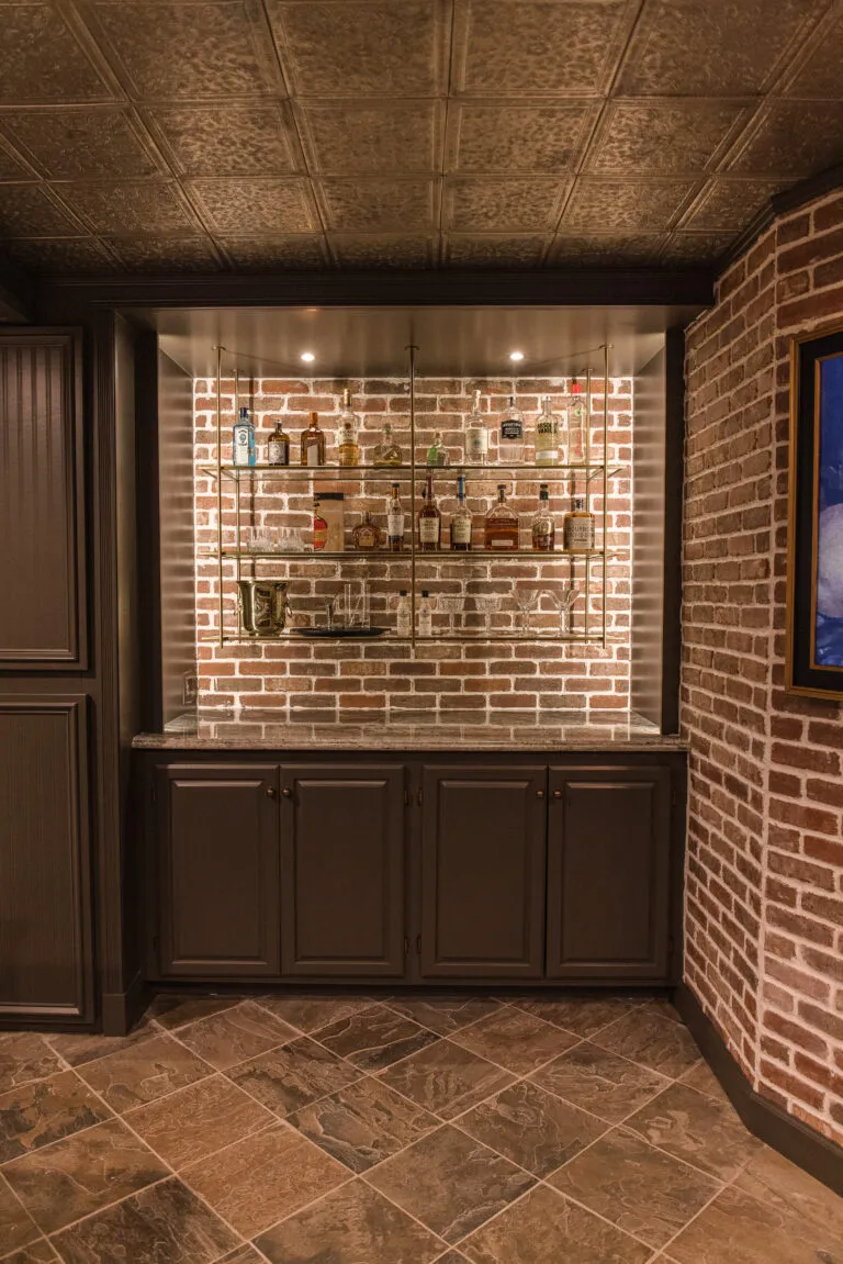 Basement Bar -4325