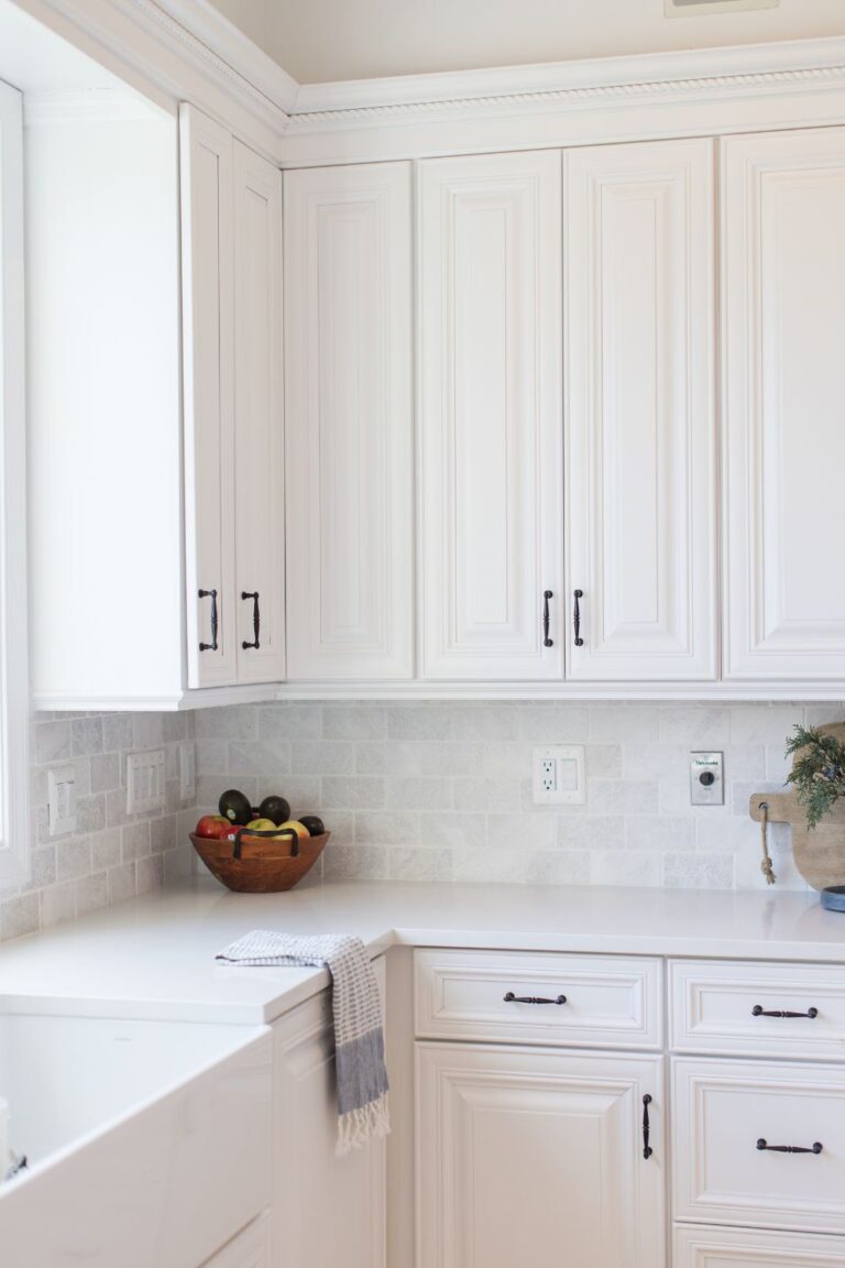 The Best Ideas to Optimize Kitchen Corner Cabinets - Arched Manor