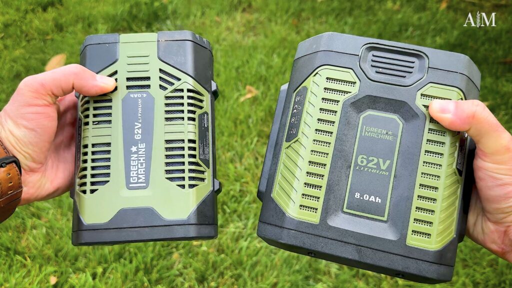 The 4Ah battery compared to the 8Ah battery