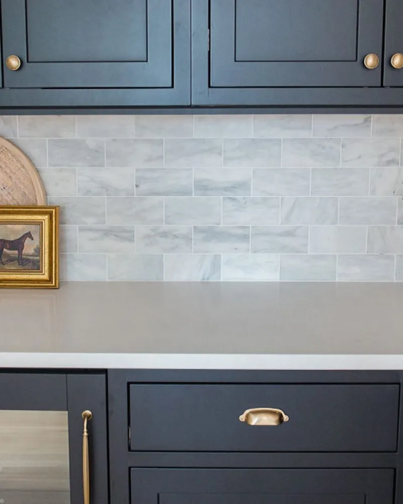 dry-bar-reveal-header